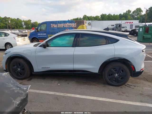 3FMTK2SU6PMA99011 Ford Mustang Mach-e California Route 1