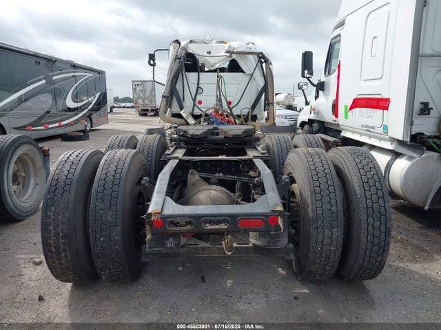 45503901 :رقم المزاد ، 1M1PN4GY7SM017490 vin ، 2025 Mack Pinnacle مزاد بيع
