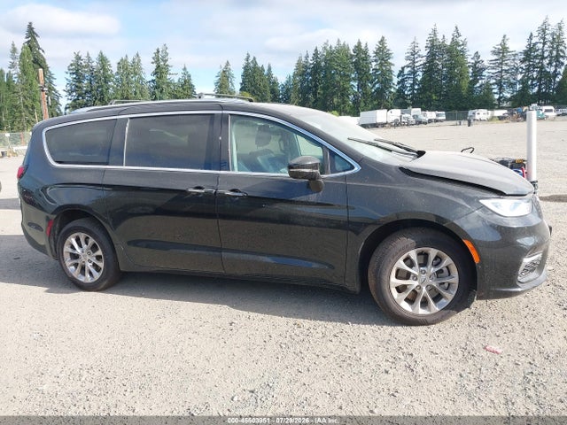 Продажа на аукционе авто 2021 Chrysler Pacifica Touring L Awd, vin: 2C4RC3BG3MR518240, номер лота: 45503951