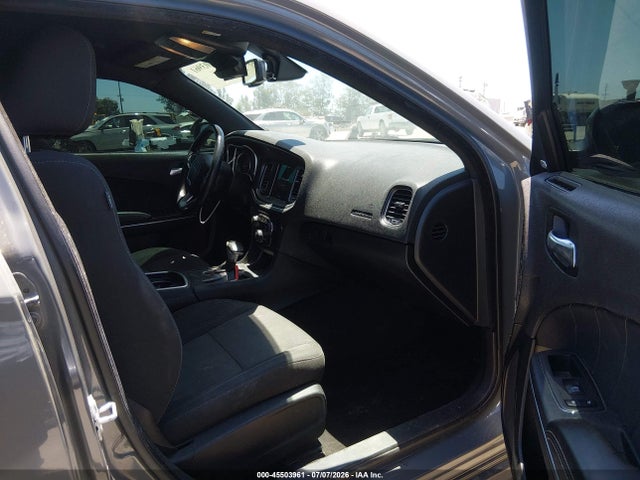 2C3CDXHG1JH122380 Dodge Charger Sxt Plus Rwd