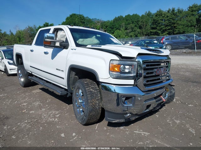 45503986 :رقم المزاد ، 1GT12TEY3JF255318 vin ، 2018 Gmc Sierra 2500hd Slt مزاد بيع