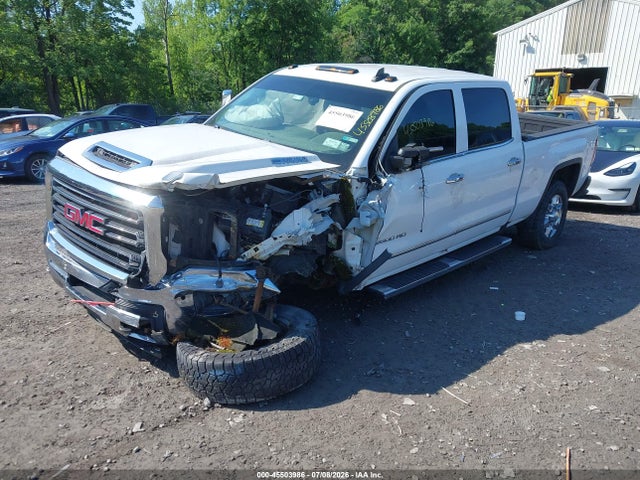 45503986 :رقم المزاد ، 1GT12TEY3JF255318 vin ، 2018 Gmc Sierra 2500hd Slt مزاد بيع