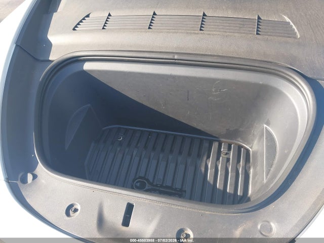 Продаж на аукціоні авто 2023 Tesla Model Y Awd/long Range Dual Motor All-wheel Drive, vin: 7SAYGDEE4PA113178, номер лоту: 45503988