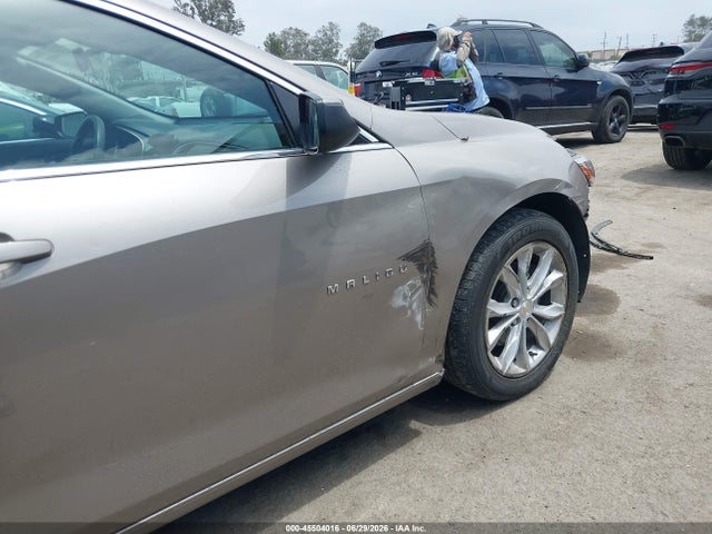 1G1ZD5ST2RF209906 Chevrolet Malibu Fwd 1lt