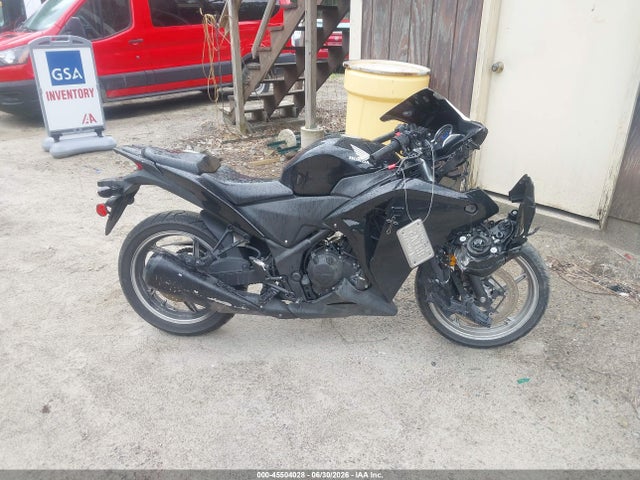 2012 Honda Cbr250 R მანქანა იყიდება აუქციონზე, vin: MLHMC4101C5203241, აუქციონის ნომერი: 45504028