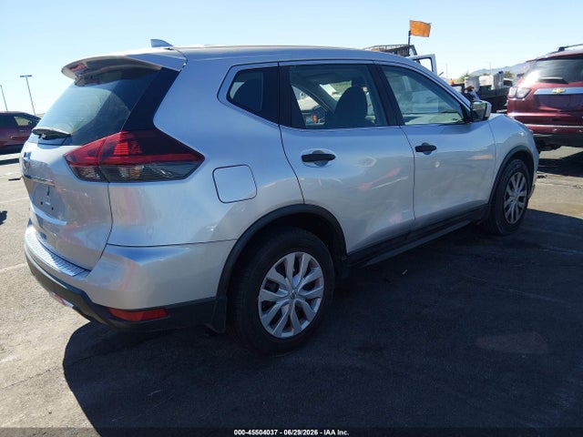 Nissan ROGUE S 2018 5N1AT2MT2JC711853 Image 4