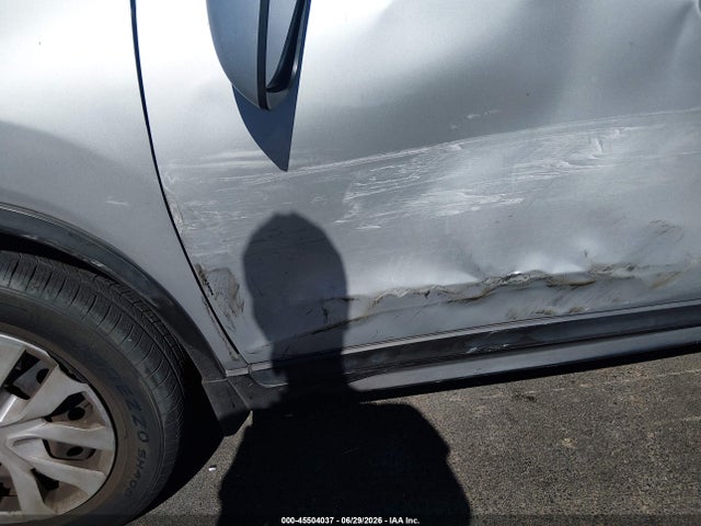 Nissan ROGUE S 2018 5N1AT2MT2JC711853 Image 6