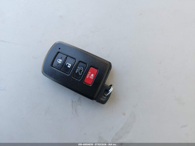 45504039 :رقم المزاد ، 5TDJKRFH3GS327547 vin ، 2016 Toyota Highlander Xle V6 مزاد بيع