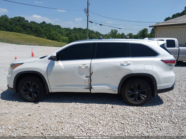 45504039 :رقم المزاد ، 5TDJKRFH3GS327547 vin ، 2016 Toyota Highlander Xle V6 مزاد بيع