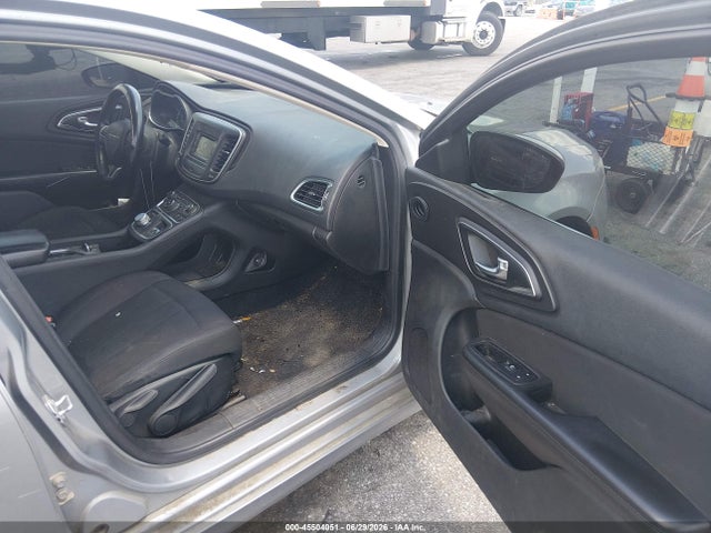 45504051 :رقم المزاد ، 1C3CCCAB3FN612103 vin ، 2015 Chrysler 200 Limited مزاد بيع