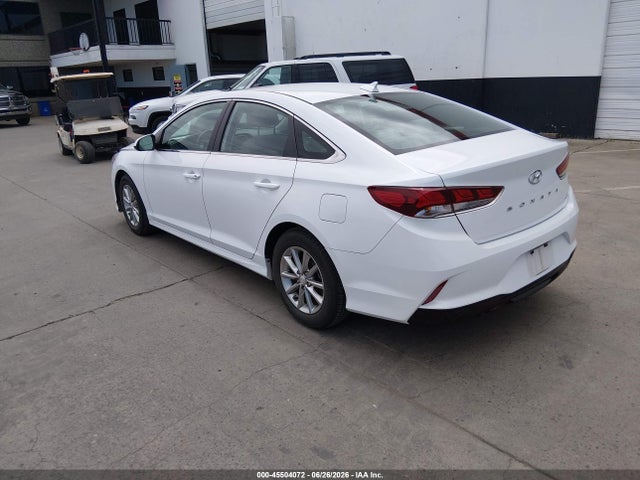 Hyundai SONATA ECO 2018 5NPE24AA8JH700688 Image 3