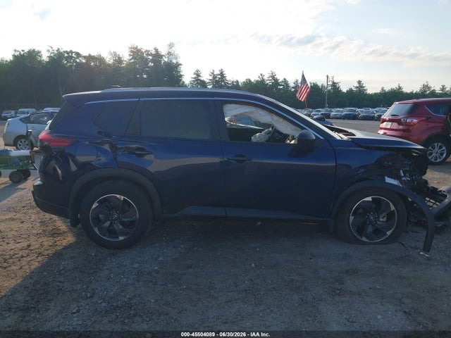 JN8BT3BB9SW166215 Nissan Rogue Sv Intelligent Awd
