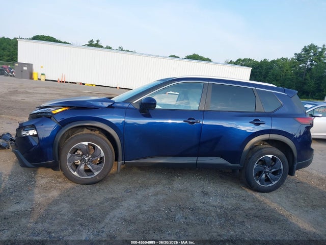 JN8BT3BB9SW166215 Nissan Rogue Sv Intelligent Awd
