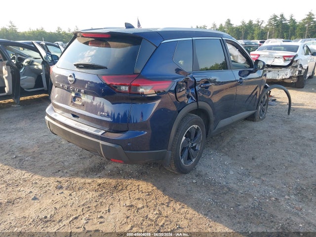 JN8BT3BB9SW166215 Nissan Rogue Sv Intelligent Awd