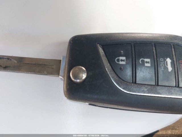 Toyota CAMRY LE 2018 4T1B11HK8JU600059 Image 11