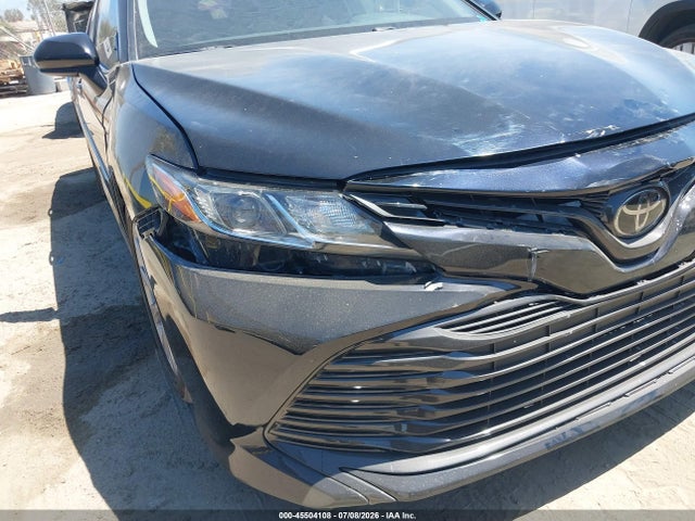 Toyota CAMRY LE 2018 4T1B11HK8JU600059 Image 20
