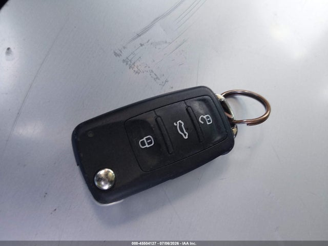 2016 Volkswagen Tiguan Se მანქანა იყიდება აუქციონზე, vin: WVGAV7AX8GW517415, აუქციონის ნომერი: 45504127