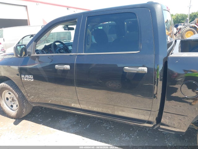 Продаж на аукціоні авто 2018 Ram 1500 Tradesman  4x4 5'7 Box, vin: 1C6RR7KG8JS306747, номер лоту: 45504145