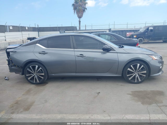 1N4BL4CV7NN397754 Nissan Altima Sr Fwd