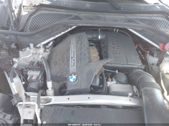 45504197 :رقم المزاد ، 5UXKR2C57J0X10224 vin ، 2018 Bmw X5 Sdrive35i مزاد بيع