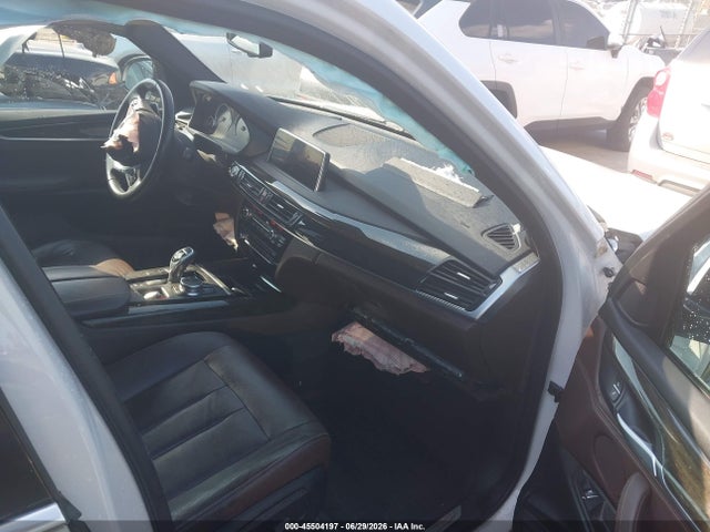 45504197 :رقم المزاد ، 5UXKR2C57J0X10224 vin ، 2018 Bmw X5 Sdrive35i مزاد بيع