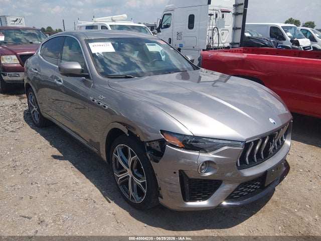 45504235 :رقم المزاد ، ZN661XUA0NX396351 vin ، 2022 Maserati Levante Gt مزاد بيع