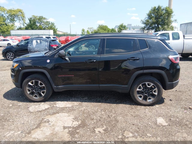 3C4NJDDB3JT191147 Jeep Compass Trailhawk 4x4