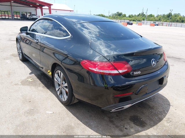 45504237 :رقم المزاد ، WDDWJ4JB2JF737946 vin ، 2018 Mercedes-benz C 300 مزاد بيع