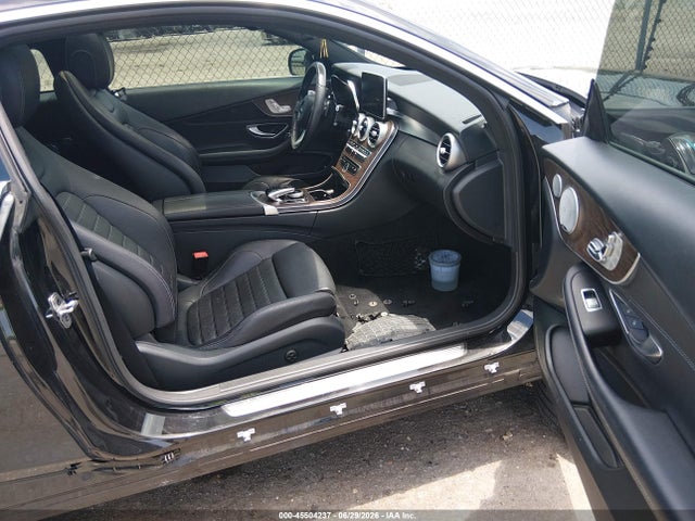 45504237 :رقم المزاد ، WDDWJ4JB2JF737946 vin ، 2018 Mercedes-benz C 300 مزاد بيع