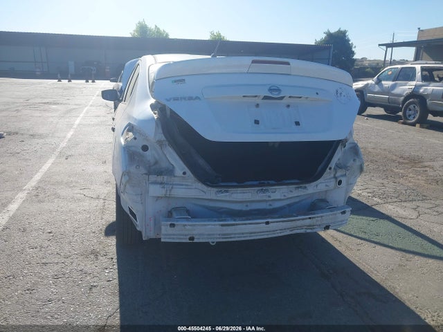 3N1CN7AP7JL851531 Nissan Versa 1.6 S+