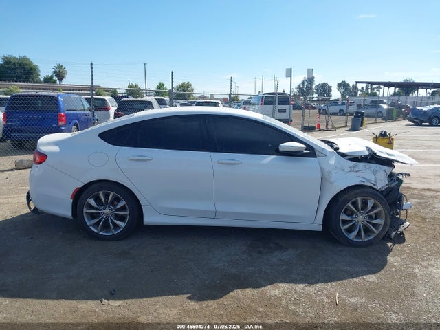 Chrysler 200 S 2015 1C3CCCBBXFN559883 Image 19
