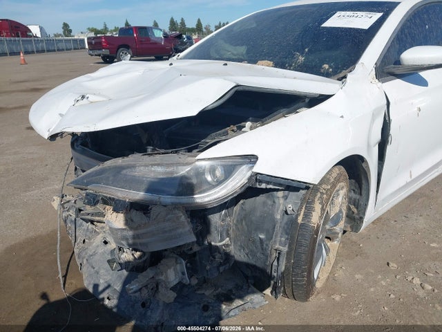 Chrysler 200 S 2015 1C3CCCBBXFN559883 Image 15