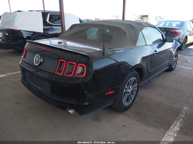 2013 Ford Mustang მანქანა იყიდება აუქციონზე, vin: 1ZVBP8EMXD5270065, აუქციონის ნომერი: 45504278