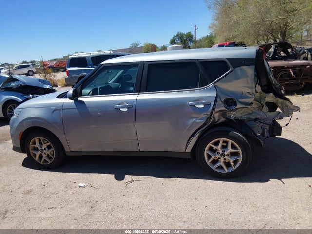KIA SOUL LX 2022 KNDJ23AU3N7822775 Image 14