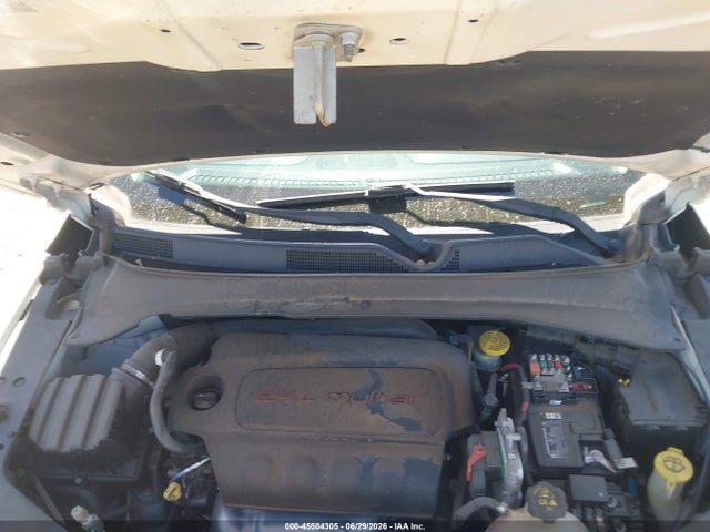 3C4NJCBB1JT368615 Jeep Compass Latitude Fwd