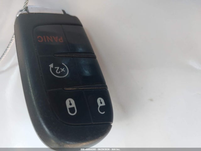 3C4NJCBB1JT368615 Jeep Compass Latitude Fwd