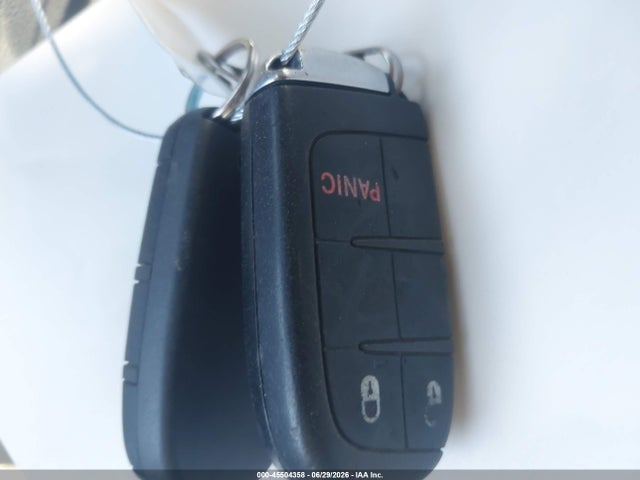 1C4RDHAG2EC598524 Dodge Durango Sxt
