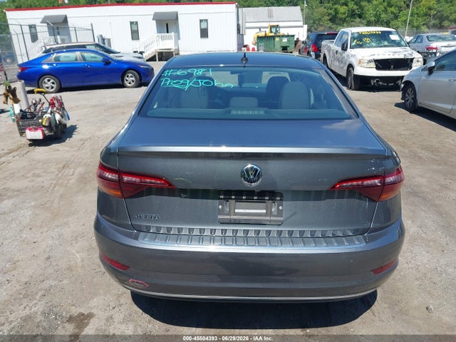 Продажа на аукционе авто 2019 Volkswagen Jetta 1.4t R-line/1.4t S/1.4t Se, vin: 3VWC57BU0KM168600, номер лота: 45504393