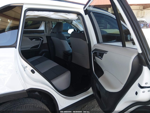 Toyota Rav4 Xle 2025 2T3W1RFVXSC328878 Image 8