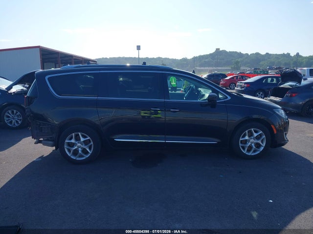 Aukcja sprzedaży 2017 Chrysler Pacifica Touring-l Plus, vin: 2C4RC1EG8HR644454, numer aukcji: 45504398
