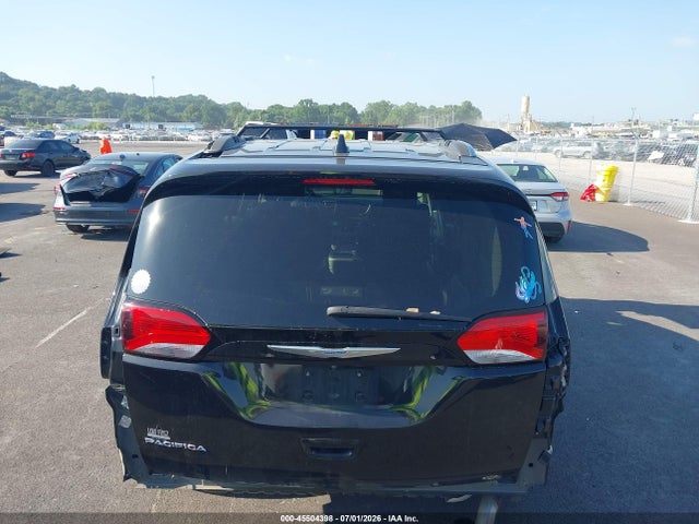 Aukcja sprzedaży 2017 Chrysler Pacifica Touring-l Plus, vin: 2C4RC1EG8HR644454, numer aukcji: 45504398