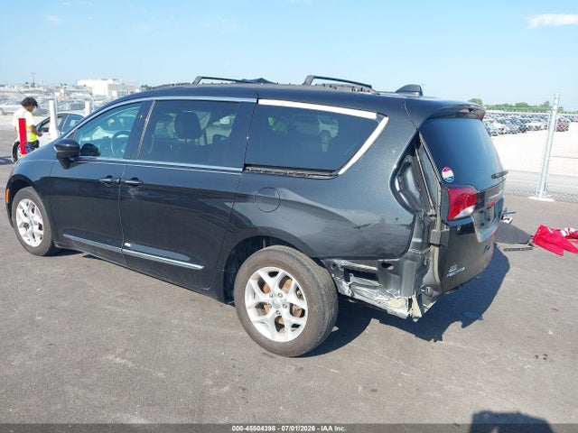 Aukcja sprzedaży 2017 Chrysler Pacifica Touring-l Plus, vin: 2C4RC1EG8HR644454, numer aukcji: 45504398