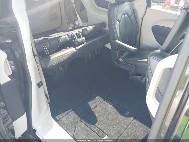 Aukcja sprzedaży 2017 Chrysler Pacifica Touring-l Plus, vin: 2C4RC1EG8HR644454, numer aukcji: 45504398