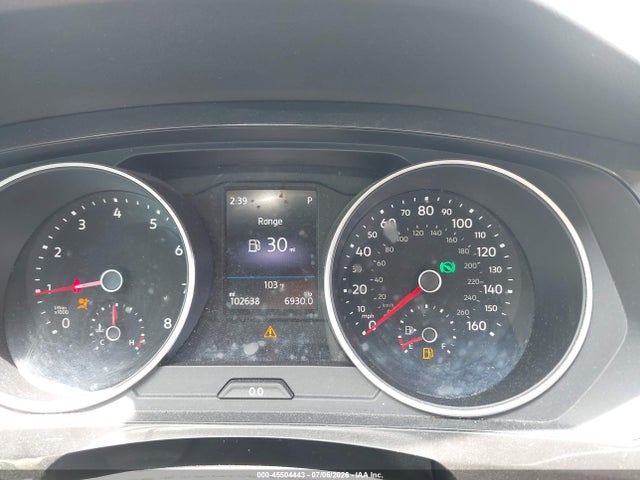 2018 Volkswagen Tiguan 2.0t Se/2.0t Sel მანქანა იყიდება აუქციონზე, vin: 3VV3B7AX4JM208149, აუქციონის ნომერი: 45504443