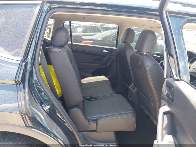2018 Volkswagen Tiguan 2.0t Se/2.0t Sel მანქანა იყიდება აუქციონზე, vin: 3VV3B7AX4JM208149, აუქციონის ნომერი: 45504443