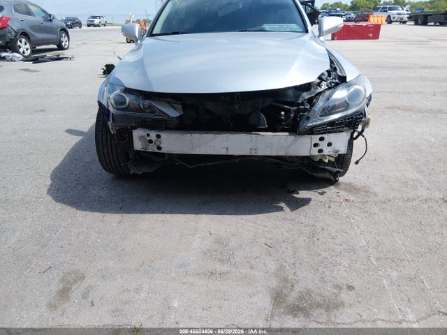 45504456 :رقم المزاد ، JTHFE2C2XB2507031 vin ، 2011 Lexus Is 350c مزاد بيع