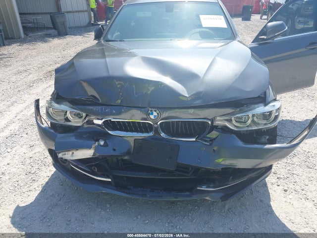 45504470 :رقم المزاد ، WBA8D9G37HNU64801 vin ، 2017 Bmw 330i Xdrive مزاد بيع