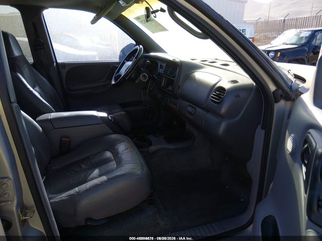 45504476 :رقم المزاد ، 1B4HS28Z2XF513623 vin ، 1999 Dodge Durango مزاد بيع