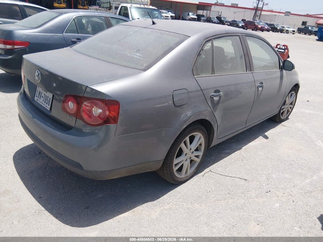 2010 Volkswagen Jetta S მანქანა იყიდება აუქციონზე, vin: 3VWJX7AJ3AM022120, აუქციონის ნომერი: 45504503