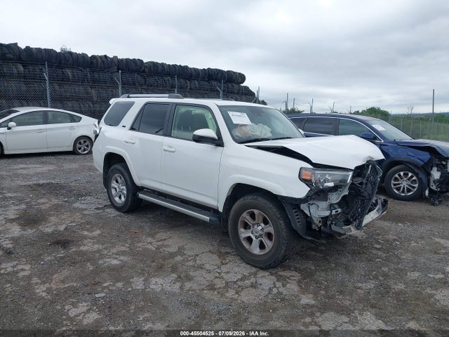 Toyota 4RUNNER SR5 2021 JTEMU5JR8M5958940 главное изображение